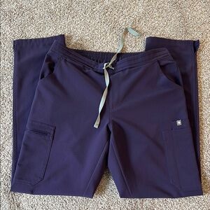 Figs purple shadow pants women’s small